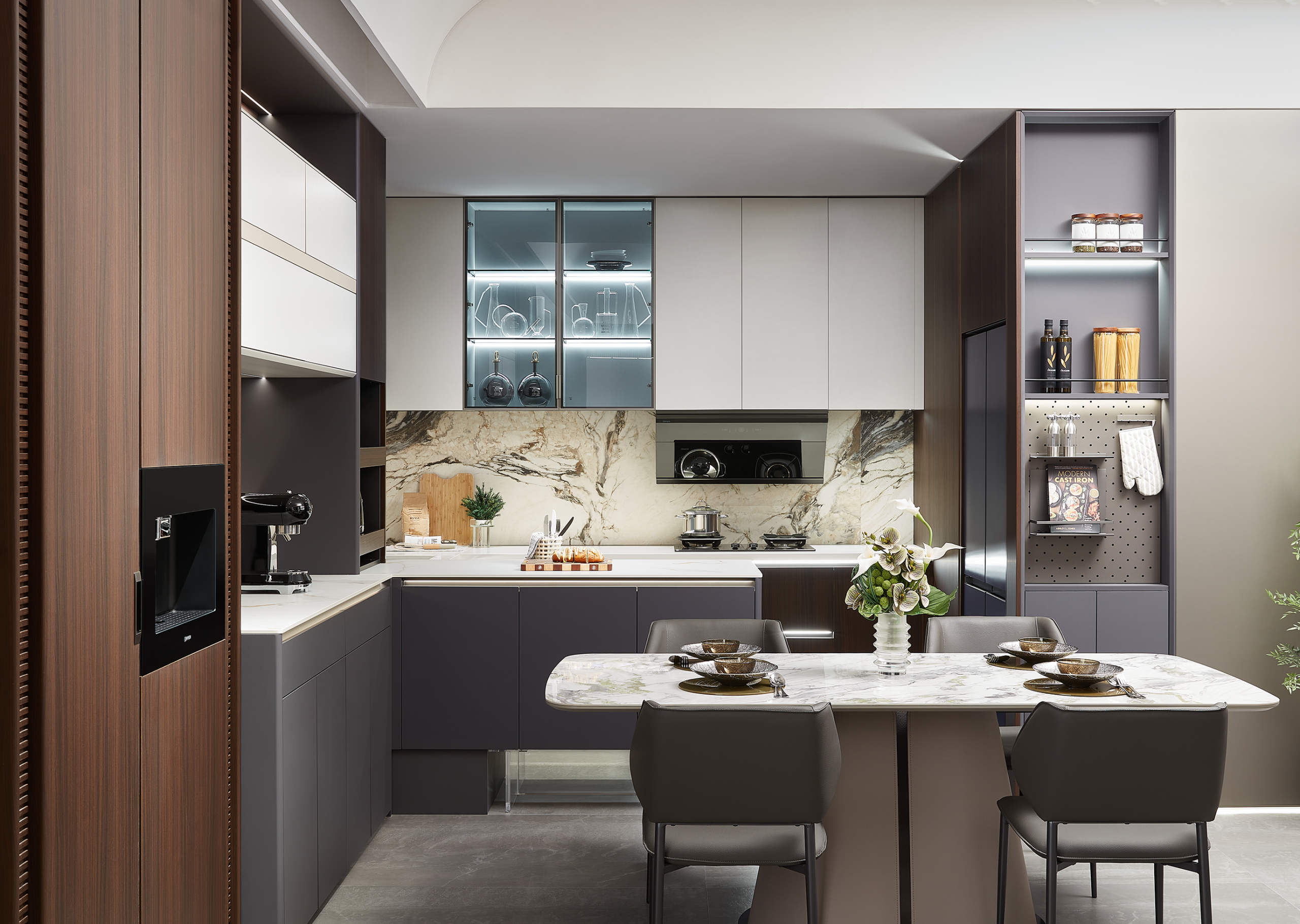 Supreme Egger 6 1 scaled